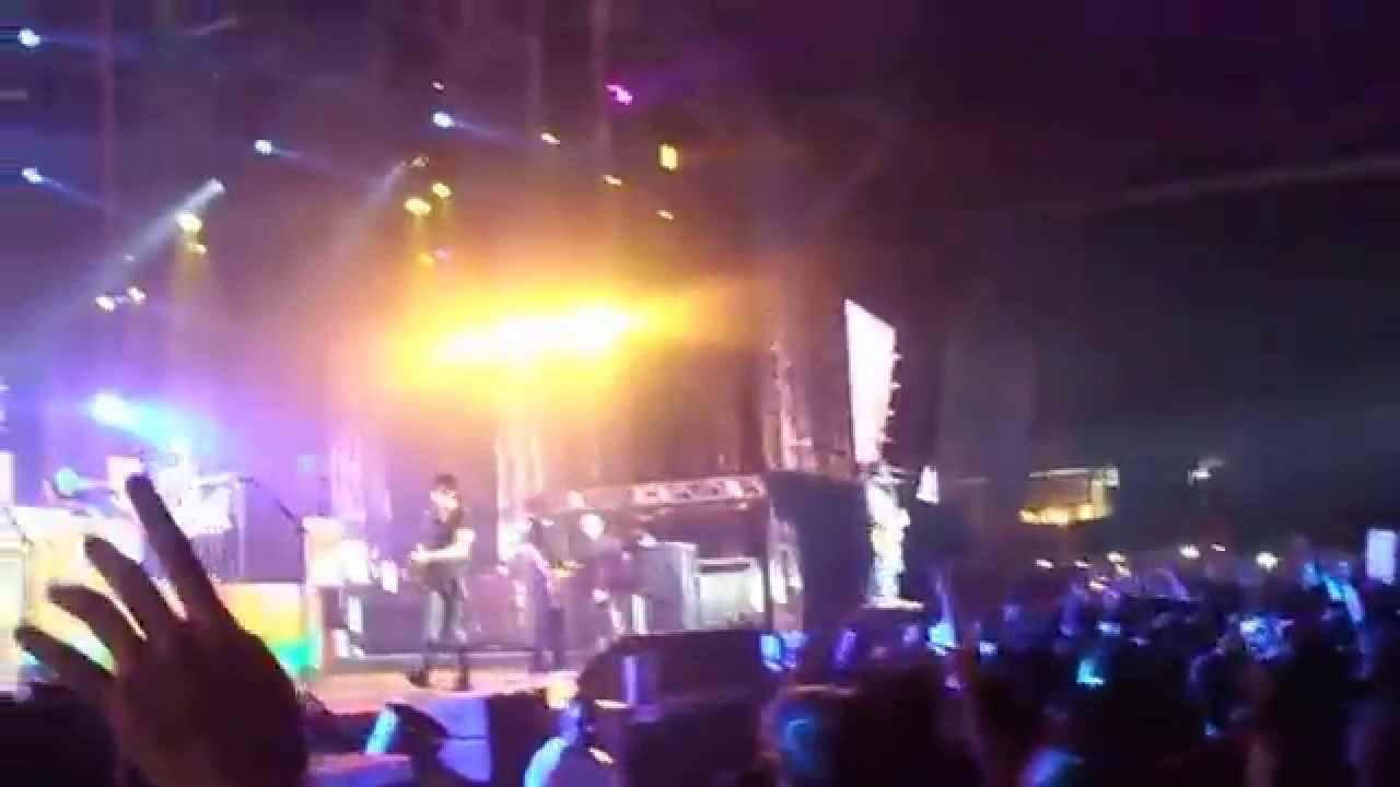 Guns N' Roses Catcher in the rye (Porto Alegre Fiergs 03/04/2014) YouTube