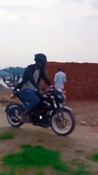 bike short video. bike lover Suzuki gixxer monotone ride. #bike #gixxer #shortsfeed #rider #shorts