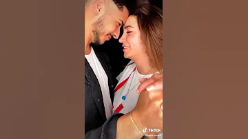 وبحس معاك ان انا ف السما 