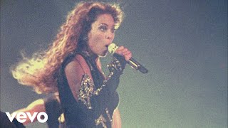 Смотреть клип Beyoncé - Single Ladies (Put A Ring On It) (Live - Pcm Stereo Version)