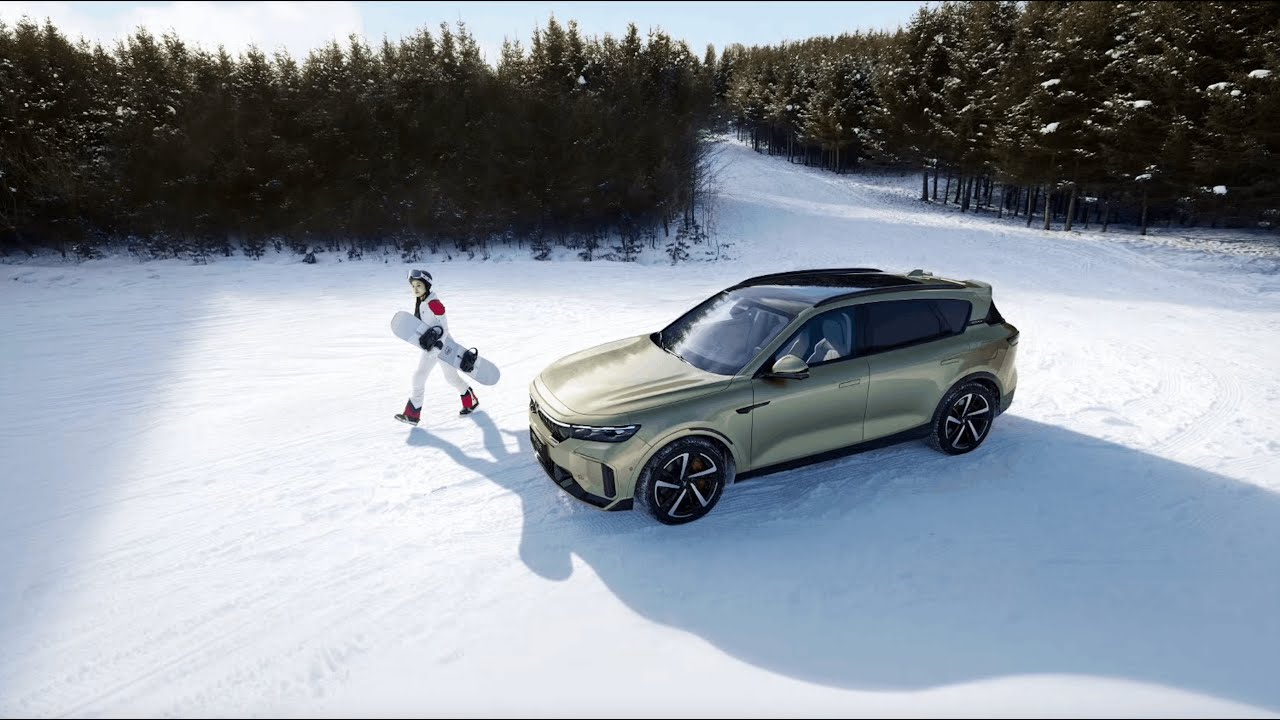 Catch the Winter Fun in VOYAH Free 318