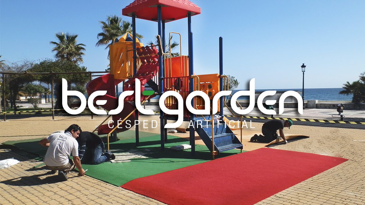 Instalación Césped Artificial y Base Elástica para Parque Infantil