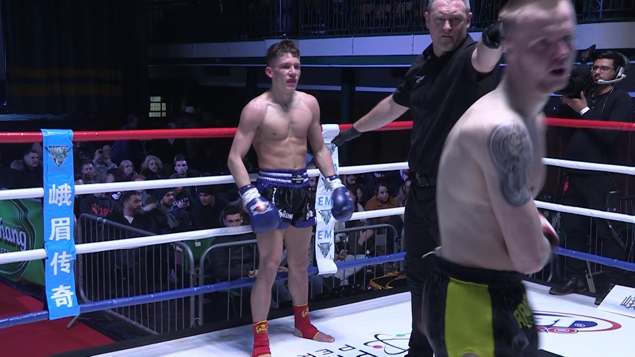 Robert Barry vs Joe Himsworth