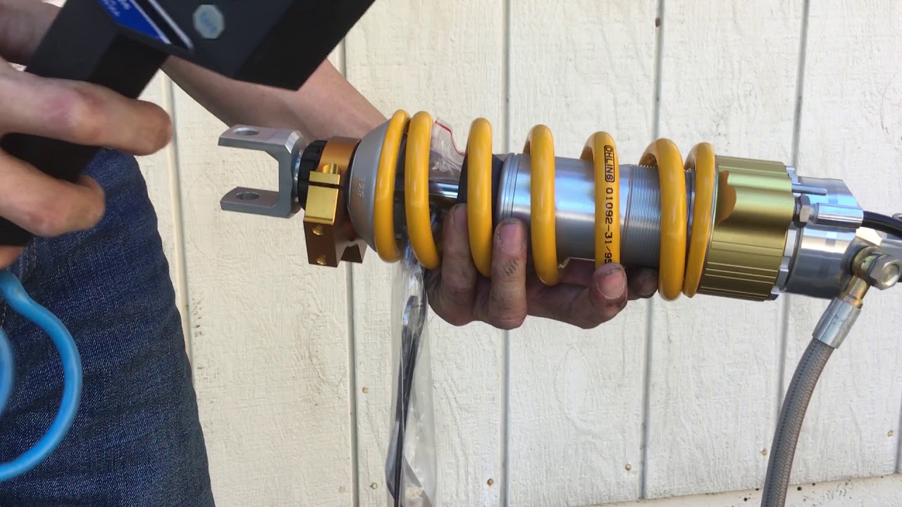 XSR900 Ohlins VS. OEM shock weight YouTube