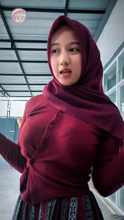 merah marun syantik #shorts #hijab #joget #cantik #shortvideo