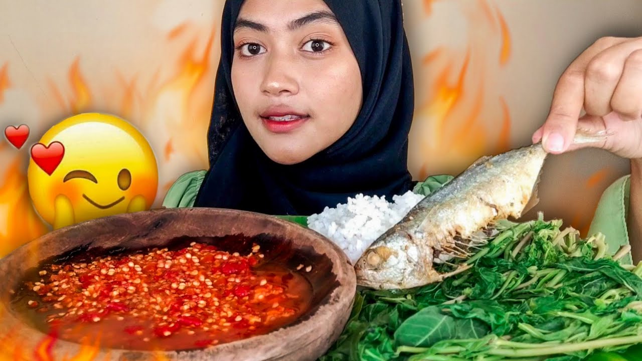 MANTULLL ‼️ MUKBANG DAUN SINGKONG PAKE SAMBEL KENCUR | IKAN ASIN + NASI LIWET MANTULLL ‼️ MUKBANG DAUN SINGKONG PAKE SAMBEL KENCUR | IKAN ASIN + NASI LIWET