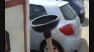 愛錠工房ブログ 解錠技術研究所硬式テニスボールで車のカギを開ける動画