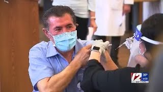 Health care workers first to receive COVID-19 vaccine in RI