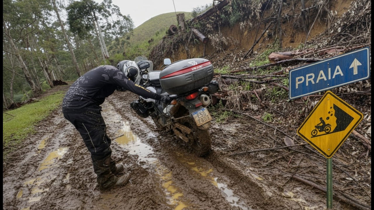 O caminho que ninguém pega para o litoral de SP (e na moto errada)