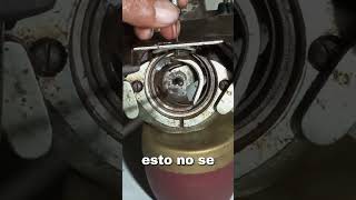 No jala el hilo. mi máquina negrita singer. el secreto está aquí.