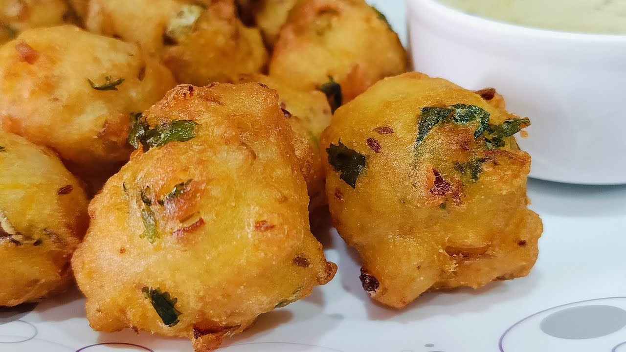 1 కప్పు సుజీరవ్వ తో కేవలం 10 నిమిషాల్లో వేడివేడిగా ఇంటిల్లిపాదికీ నచ్చేలా ఇలా చిట్టి పునుగులు చేయండి