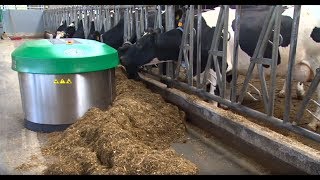 Moov Feed pusher