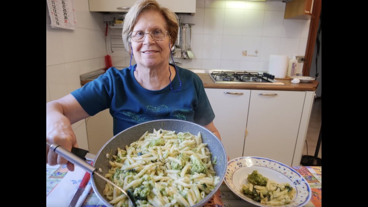 PASTA CON I BROCCOLI RICETTA DI NONNA MARIA YouTube