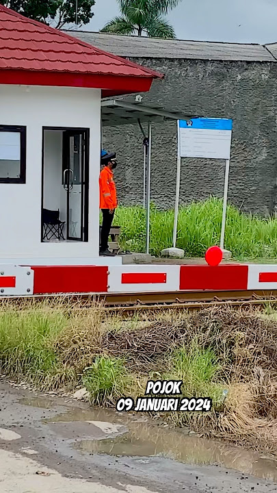 Palang Kereta Model Multech Khas JPL Dishub. Sekarang Banyak Palang Multech Sudah Aktif