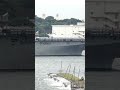 強襲揚陸艦横須賀入港