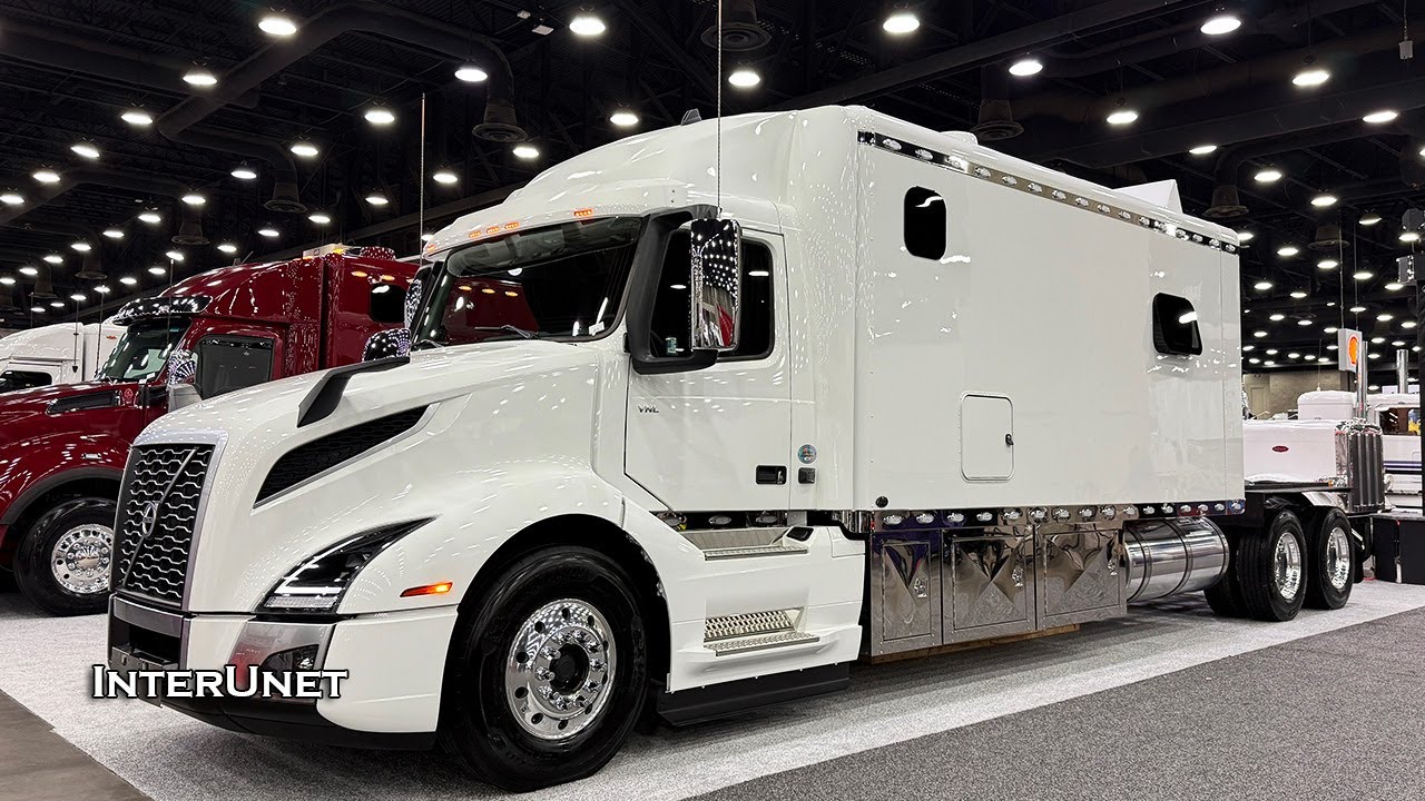 Mega Sleeper Volvo VNL Semi – Long Haul Truck with Kitchen & Shower