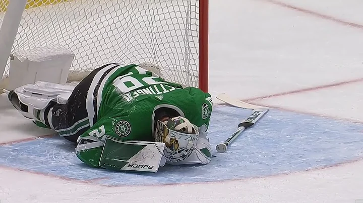 Jake Oettinger Leaves Game After Taking Head Conta...