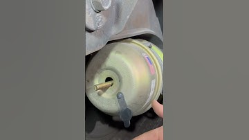 Caging Leaking Brake Chamber Airbrakes (Quick Fix Save You $$$)