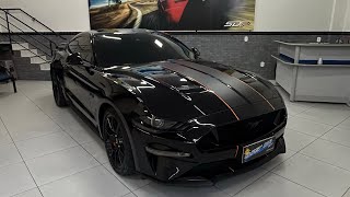 Ford Mustang customizado