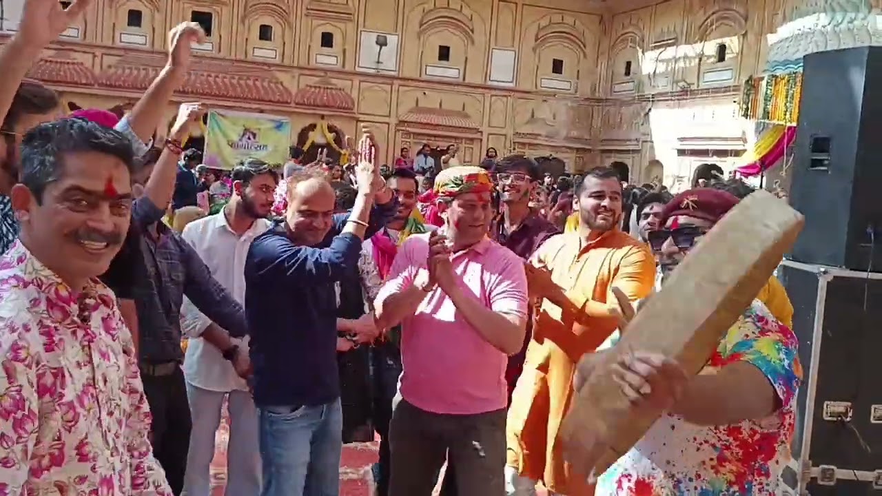 सुन लें बेटा पाकिस्तान गाने पर धमाल डांस