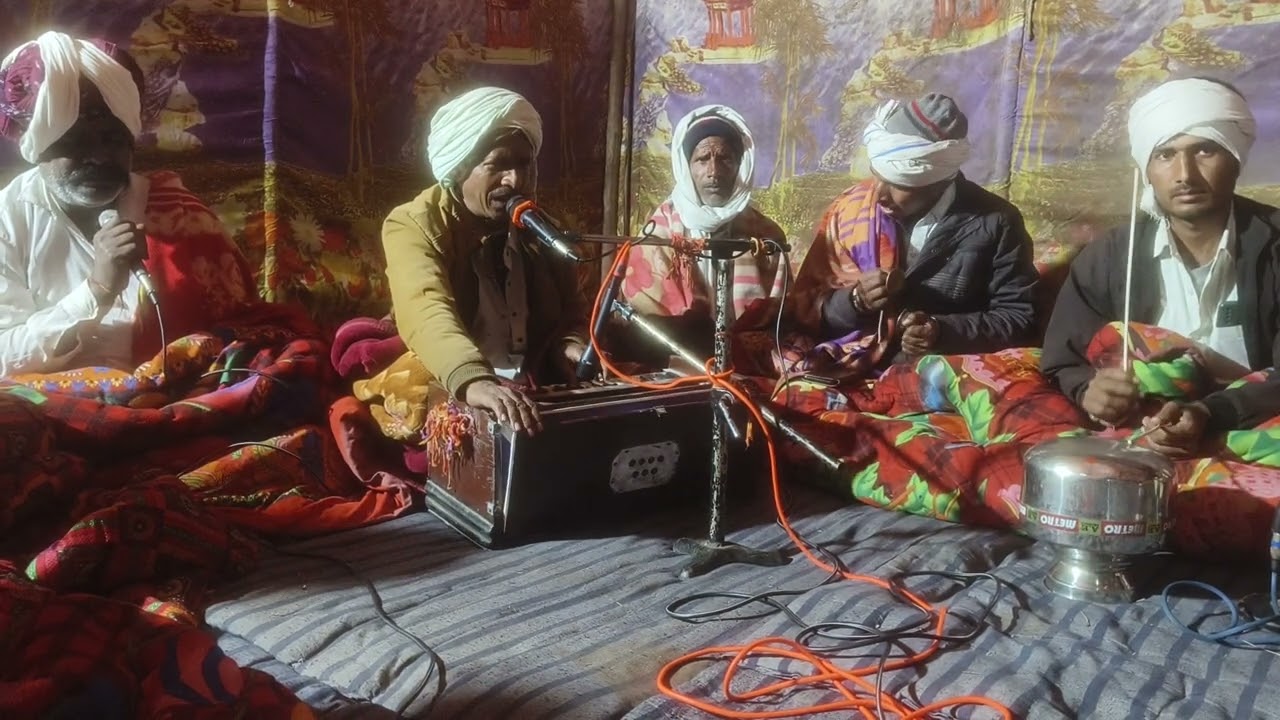 श्री देव साउंड मेघपुरा गायक हरि ओम जी ओर आरती