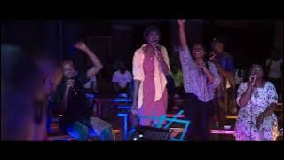 Free Worship  - Zamoyo Zinayi feat.  Sarah Black