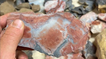 Flint knapping Roy Miller Flint Ridge!  ( “Oh how I’ve missed you Flint Ridge!”)