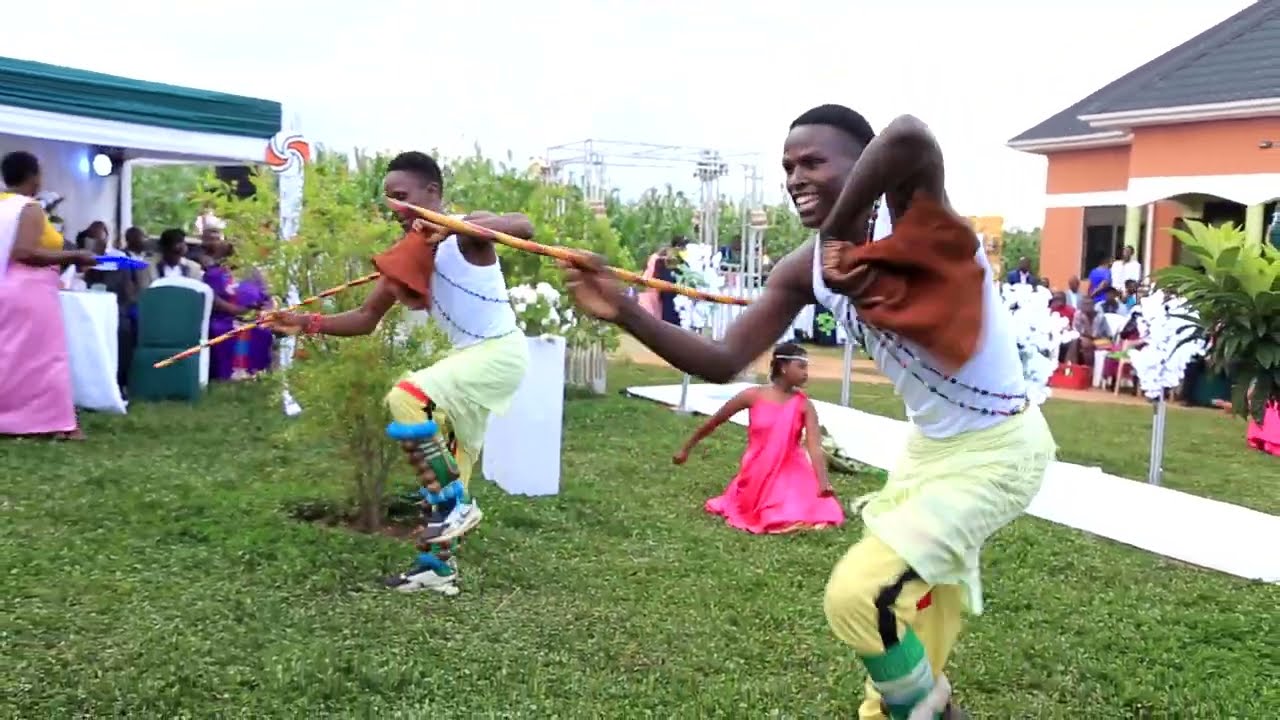Ankole Traditional Dance / Extract from Brenda’s Kuhingira /Western Uganda Culture