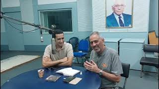 جوني في عيشها ببساطة على 106.3 FM