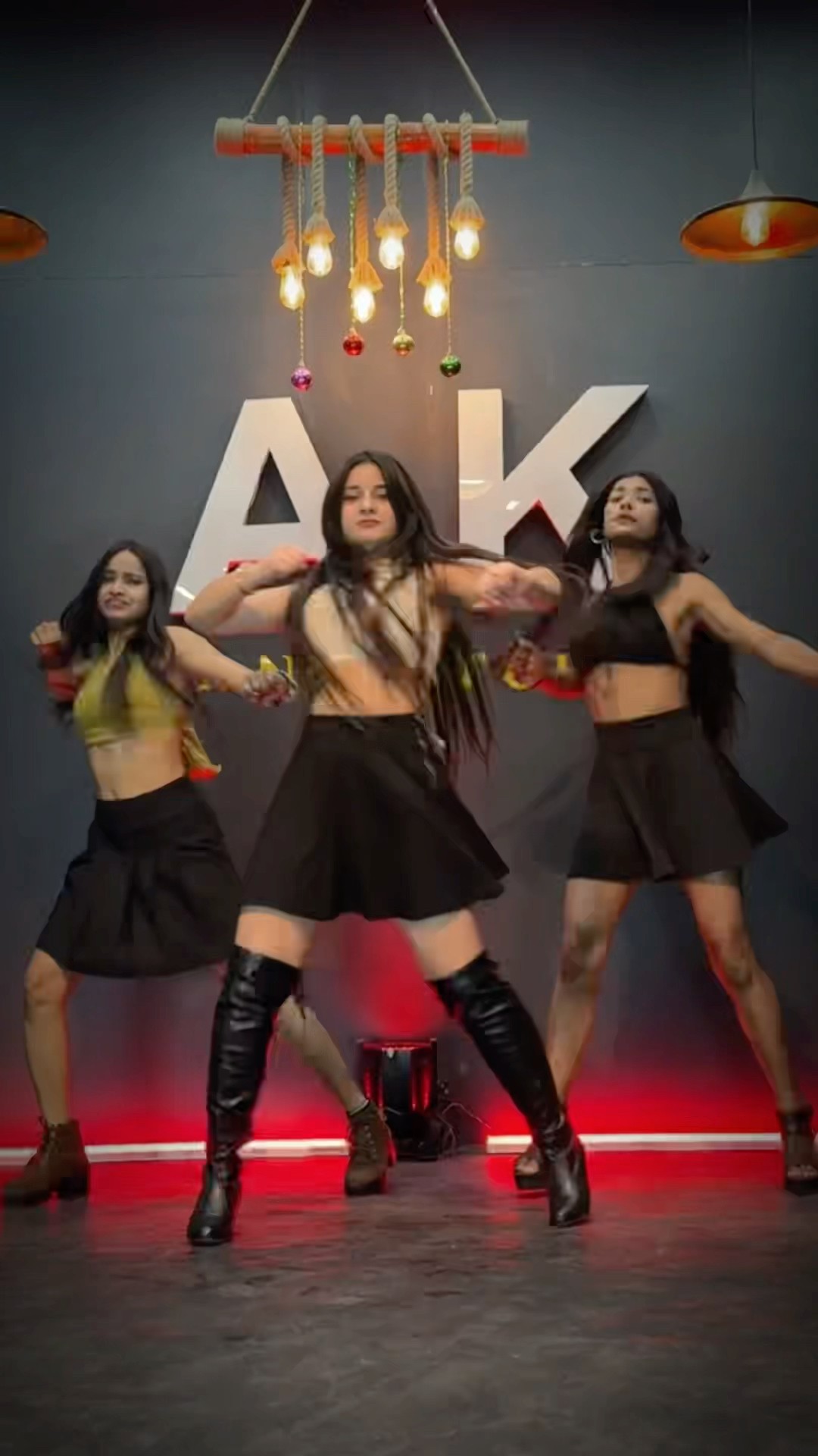Tu ru ru ru❤️? #dance #youtube #ytshorts #trending #viralvideo #bollywood #upneetkaur