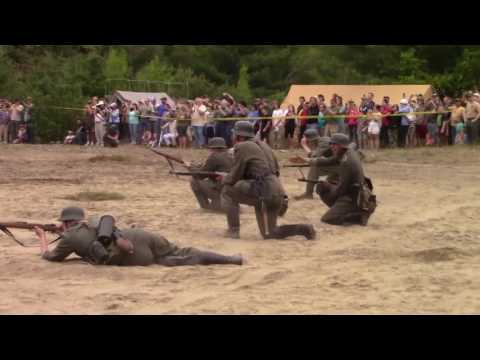 German Infantry/Flamethrower-Reenactment-Display-MASS WW2 Weekend-2016