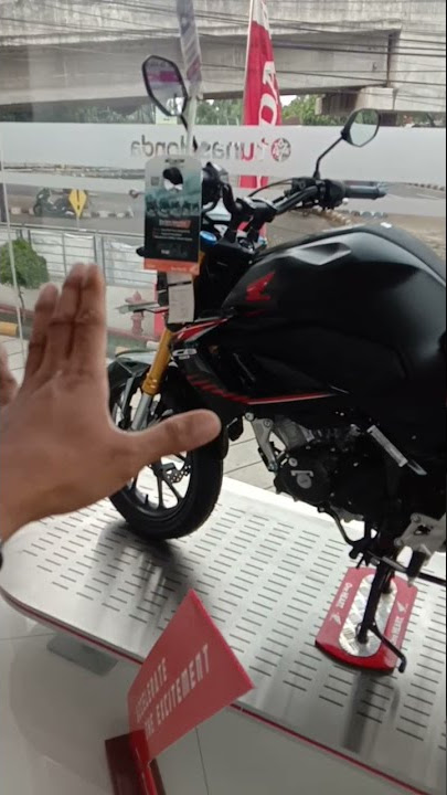what is the difference between the Honda CB150R and CB150X?