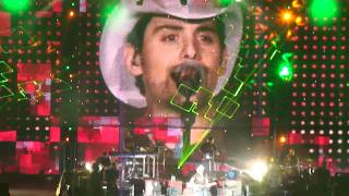 Camouflage-Brad Paisley (Live)