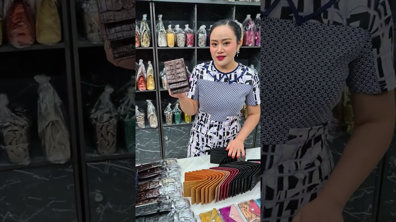 ใช้แล้วดูดีต้องเซตนี้เลยกระเป๋าตังและเข็มขัดหนังจระเข้แท้สนใจโทร0817716210ทักLINEหาน้องเอ๋ได้เลยจ้า