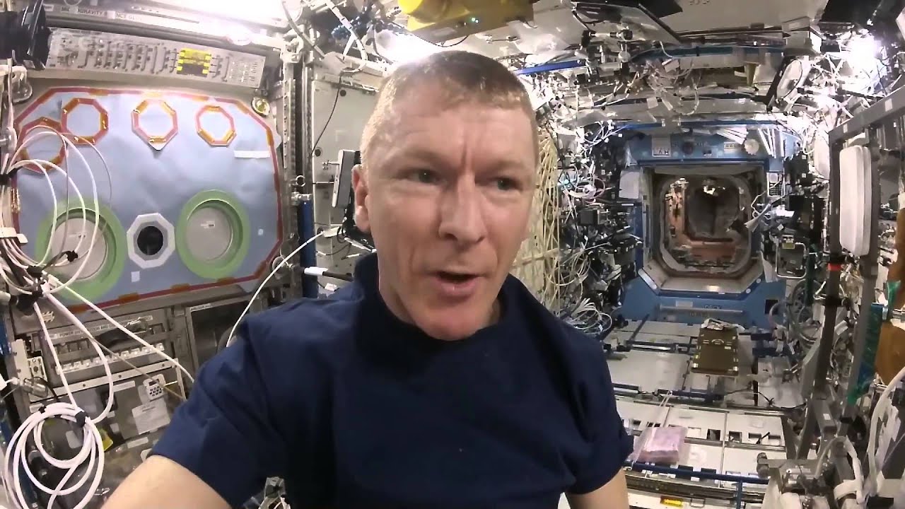 Tim Peake: ISS reboost - YouTube