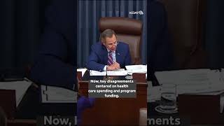 Government shutdown begins as lawmakers fail to pass funding bill #congress #trump #news #politics
