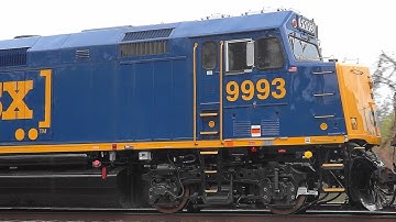 CSX Mixed Freight Train With EMD F40PH-3 #9993