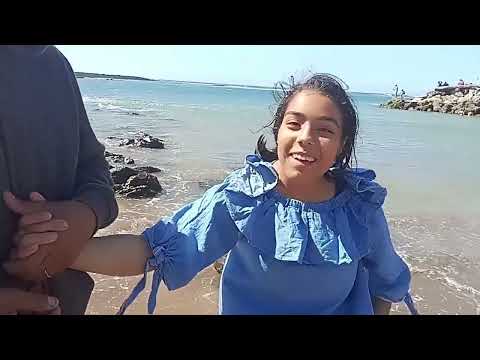 انا وجدان ذهبت انا وعائلتي الى البحر وقضينا يوما جميلا واستمتعنا بجو الشاطئ وقضينا اوقاتا جميله 2024