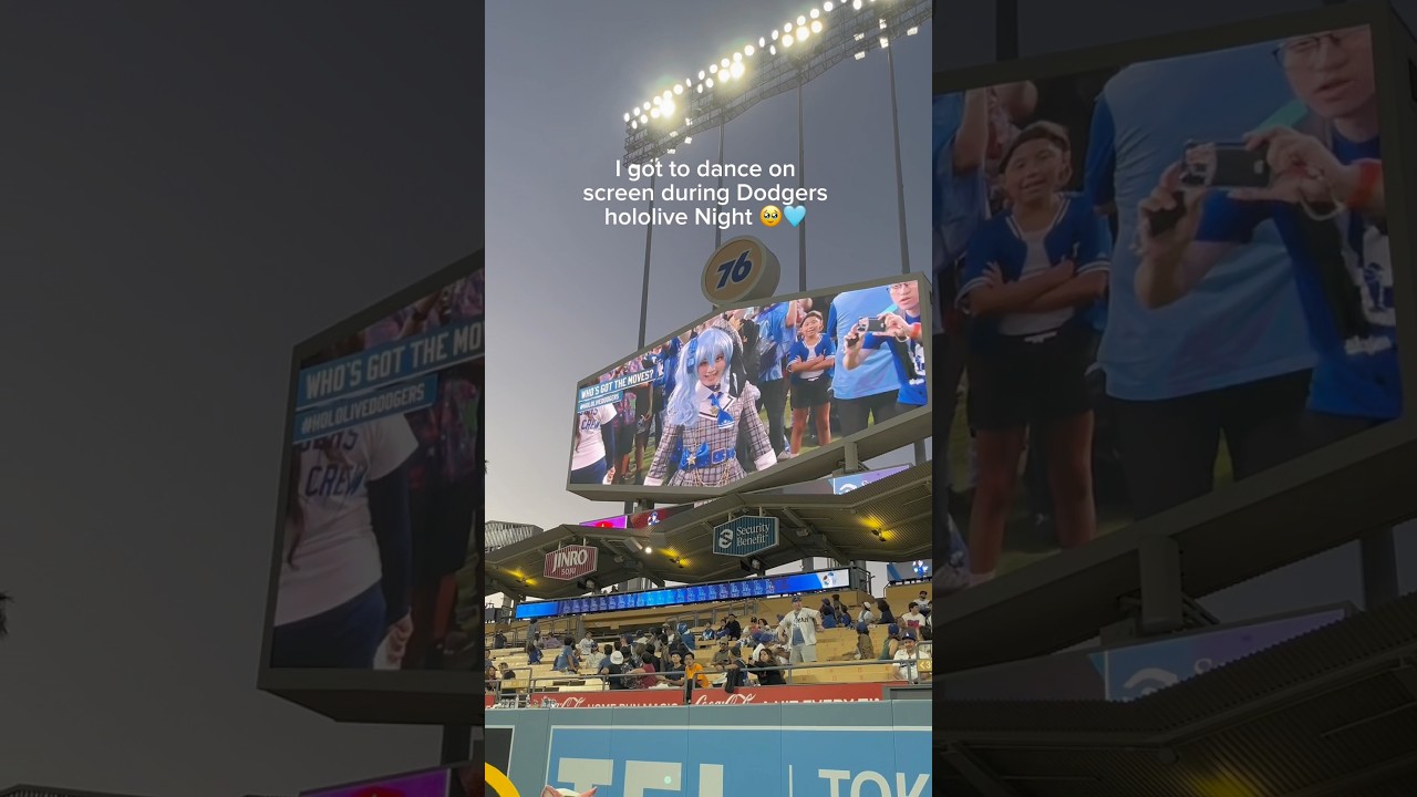 Suisei Cosplay Dance at Dodgers Hololive Night #hoshimachisuisei #cosplay #hololive #hamucotton