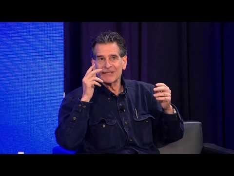 Video: Dean Kamen Netto waarde: Wiki, Getrouwd, Familie, Bruiloft, Salaris, Broers en zussen