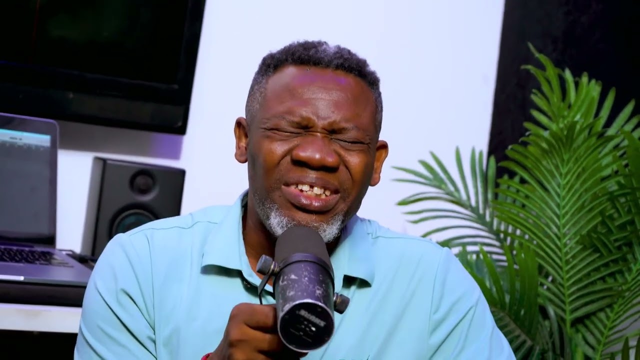 EVANG OSSY OSINA WORSHIP SECTION WITH MAXY MICHEAL 