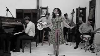 #LIVEATKLAUS   Deredia   Nurlela   YouTube