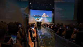 Get a glimpse of the future: the immersion offered by these 4D cinemas is incredible #4d #cinema