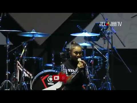 Terlalu Cinta - Lyodra feat. Yovie Widianto | Lirik Lagu