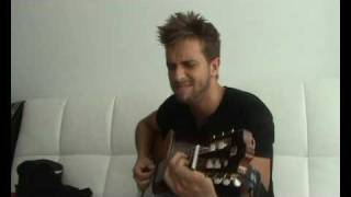 Miniatura del video "PABLO ALBORAN - Me Colé Por la Puerta de Atrás (en mi casa)"