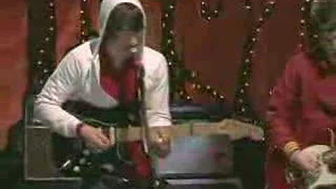 Arctic Monkeys - No Buses (live)