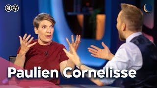 Play video: Paulien Cornelisse maakte bankoverval mee | De Avondshow met Arjen Lubach (S6)