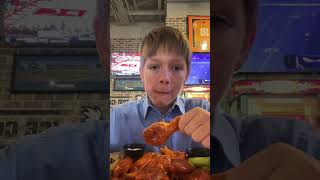 Let’s Rate Buffalo Wild Wings Hot Wings,the Third Spiciest Wings #food#bdubs#wings#spicy