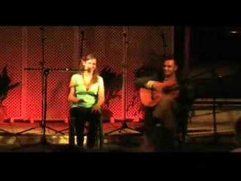 Patricia del Rio canta sevillanas en Castilleja de la Cuesta