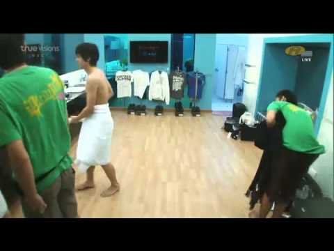 af8 เต๋า 16สค w8 คชาฟาดเต๋า 2 ทีด้วยผ้าเช็ดตัว